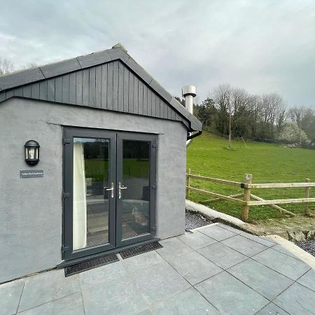 فيلا Tyddyn Bach Bunkhouse بيتوَس واي كود المظهر الخارجي الصورة